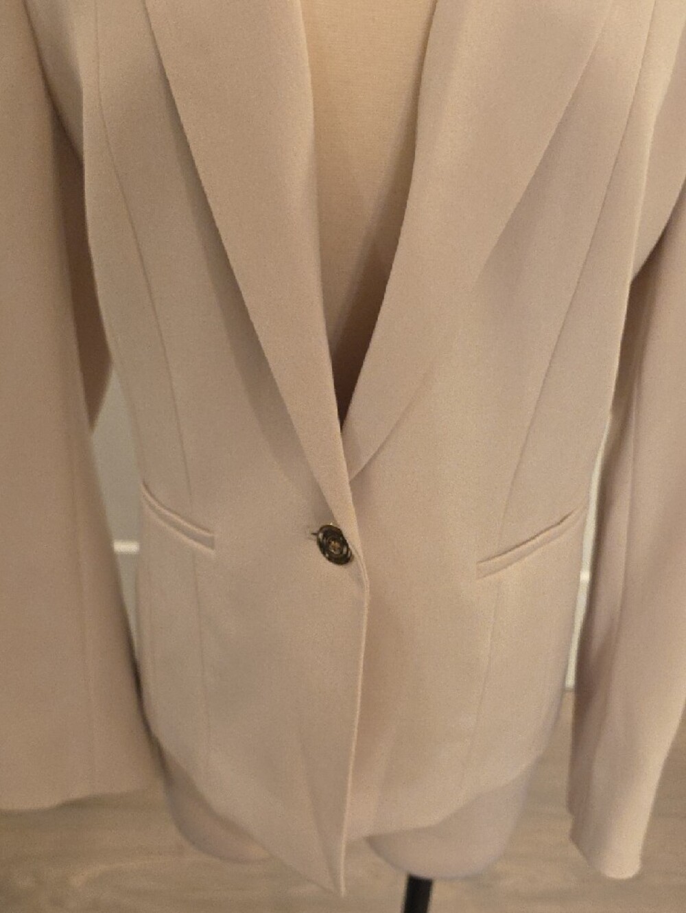 Kasper women’s Light Beige Single-Button Tailored Blazer size 16 new with tags - Picture 3 of 9